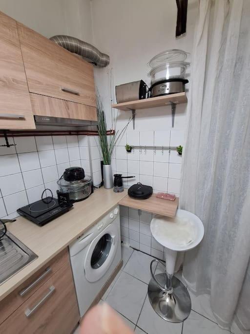 Queen Suites 60M2 Thessalonique Extérieur photo